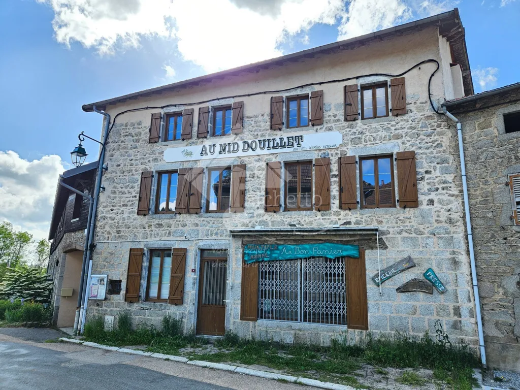 Välivaade - Commercial Property with Development Potential in St Nicolas des Biefs