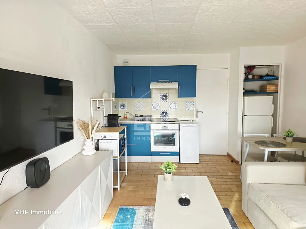 Soggiorno - Studio with Balcony in Antibes