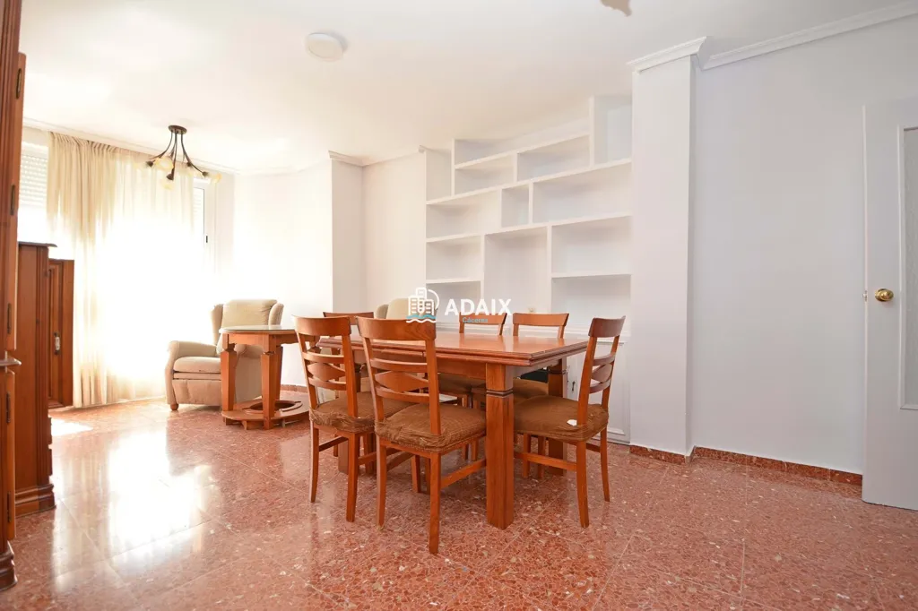 Salle à manger - Student Flat with Central Location in Cáceres