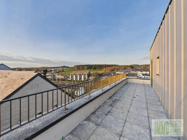Balcon - Appartement à Libramont-Chevigny