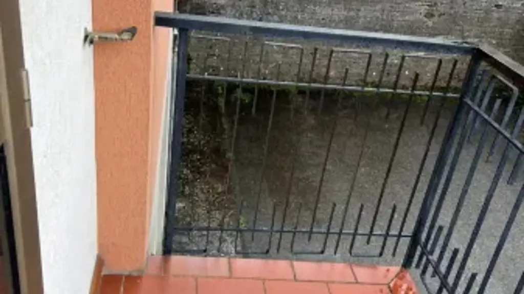 Balcon - Rustic Apartment with Tennis Courts in Sestola