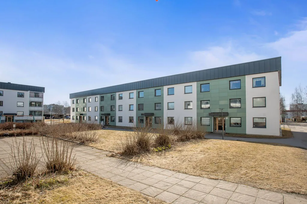 Välivaade - Apartment with South-Facing Balcony in Västerbotten