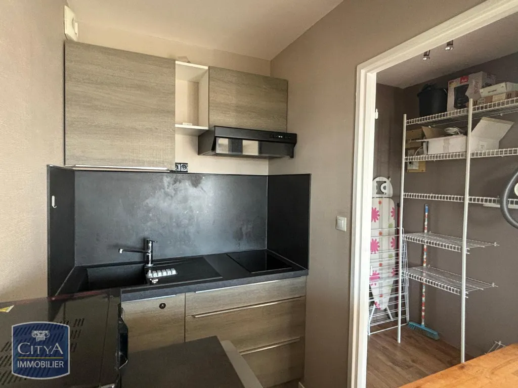 Kitchen - Furnished Apartment with Terrace in Nancy