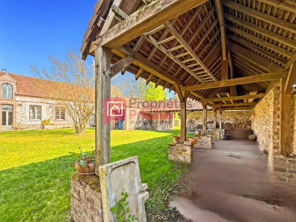 Jardin - Maison avec Deux Habitations et Grand Terrain à Sergines