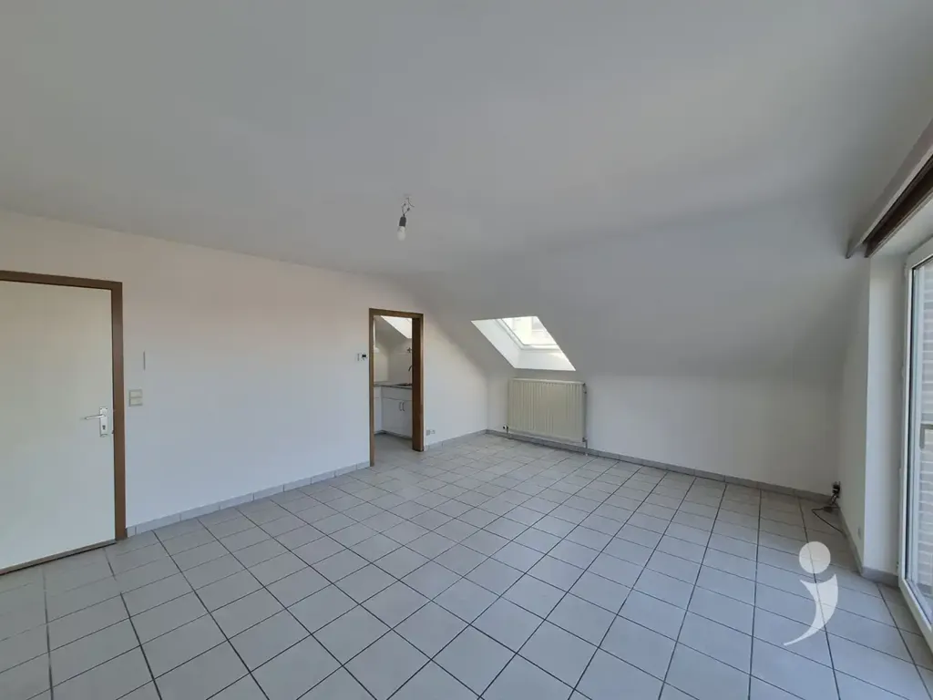 Pièces - Appartement Rénové avec Terrasse à Leuven