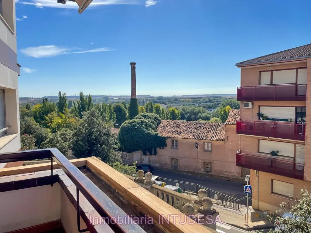 Balcon - Chalet with Pool in Corella, Navarra