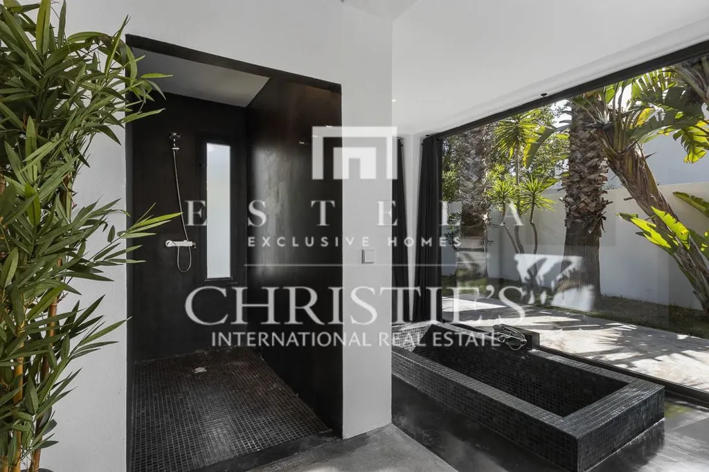 Salles de bain - Modern Villa with Pool near Ibiza Beaches