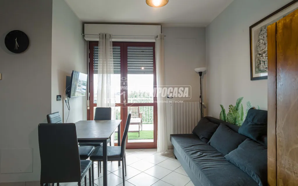 Séjour - Bilocale with Panoramic Terrace in Torino
