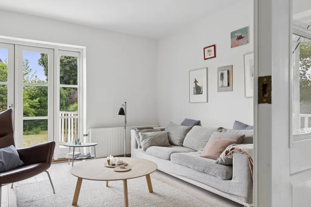 Séjour - Classical Villa with Architect-Designed Garden in Odense