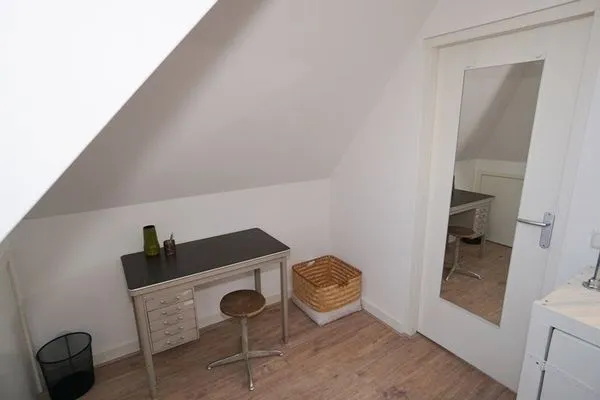 Kabinet - Furnished Apartment with Balcony in Rotterdam