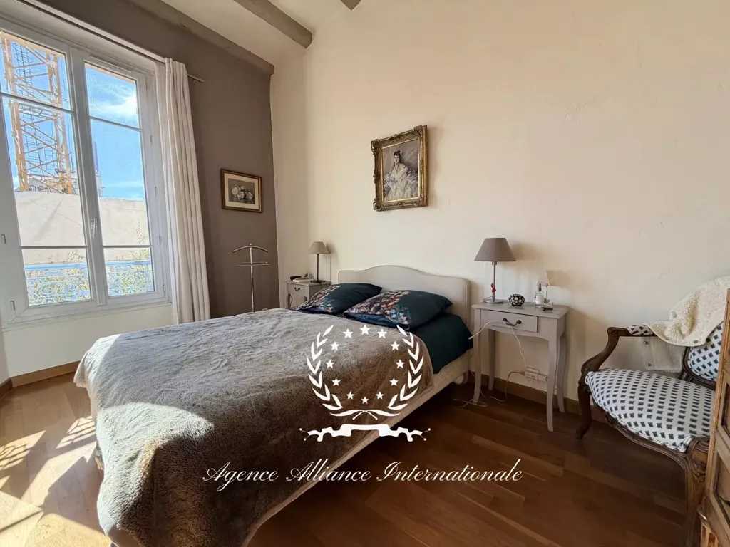 Bedrooms - Spacious 3-Bedroom Apartment in Cannes