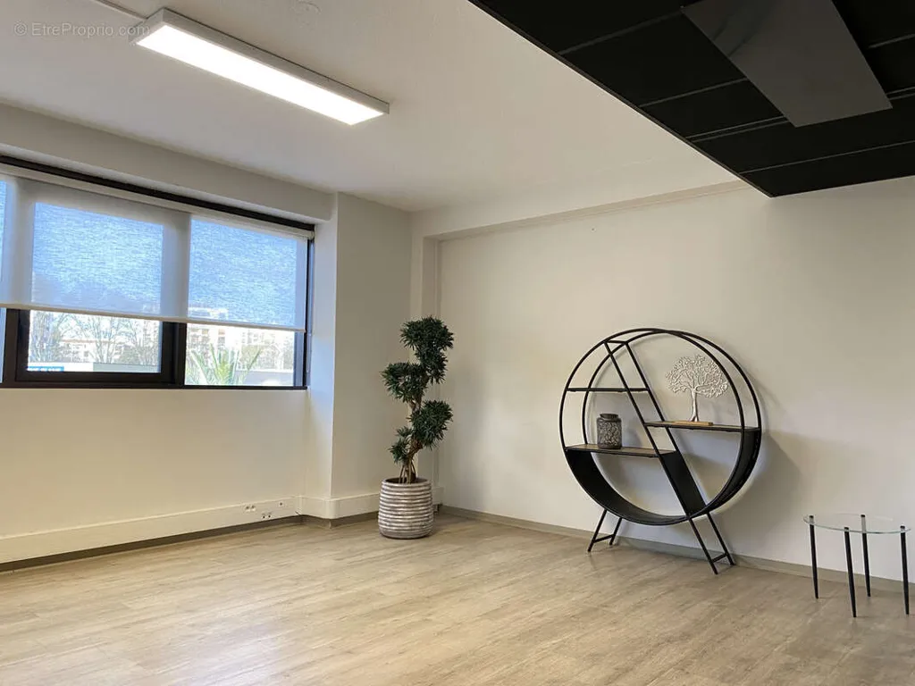 Kabinet - Modern Office Space near Perpignan Centre