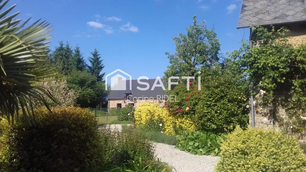Giardino - Charming Stone House with Gîte in Domjean