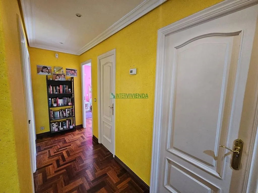 hallway_entrance