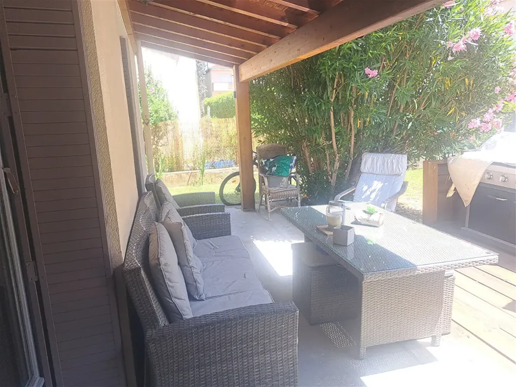 Terrasse - Renovated House with Pool in Tain l'Hermitage
