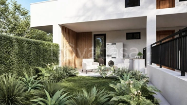 Jardin - Commercial Unit with Garden in Ravenna