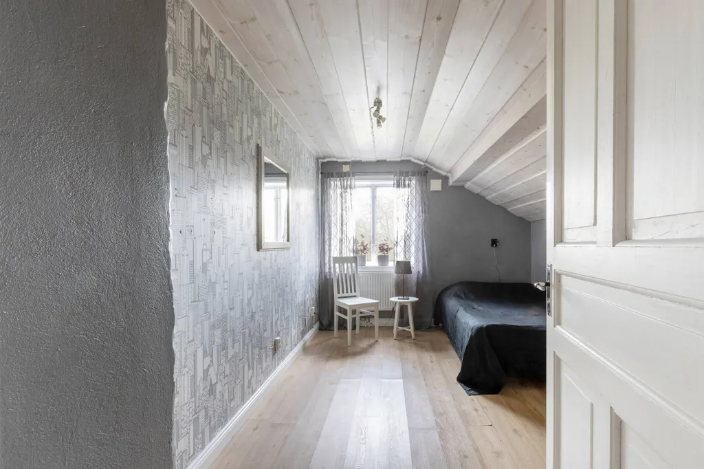 Maison 8 pièces à Heby kommun
