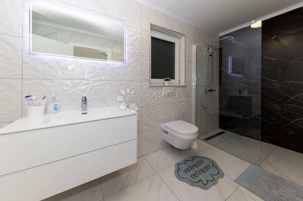 Bathrooms - Designer Apartment with Sea View in Crikvenica