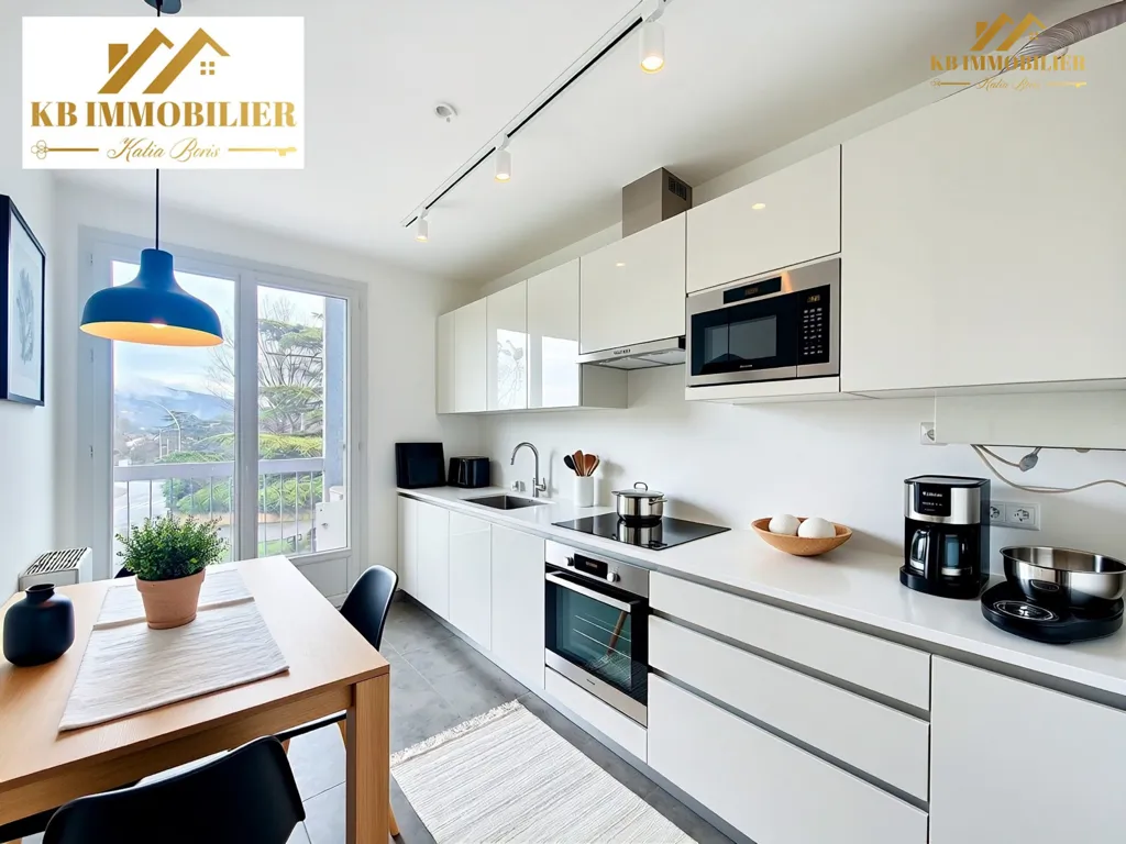 Cuisine - Appartement 5 Pièces avec Terrasse à Privas