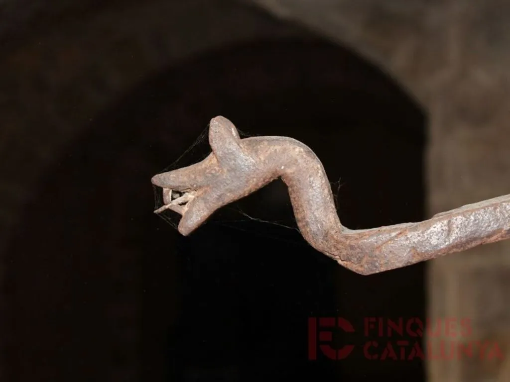 Pièces - Luxury Apartment with Historic Setting in Girona