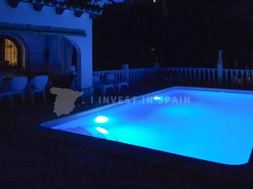 Piscina - Luxury Villa with Pool in Benissa, Spain