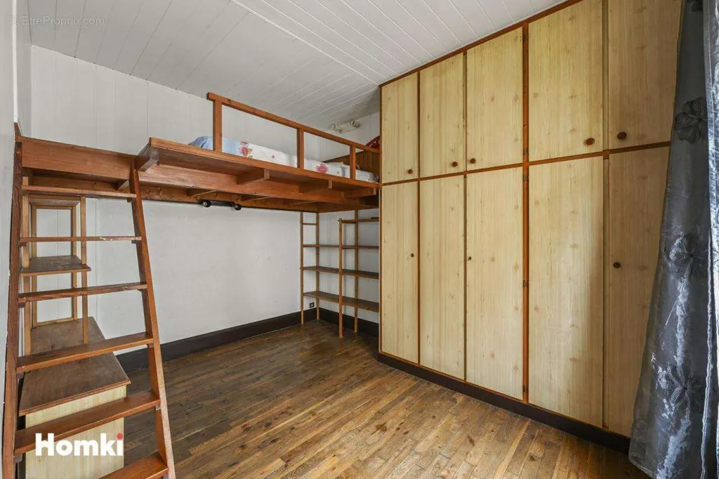 Magamistoad - Studio with Courtyard in Issy-les-Moulineaux