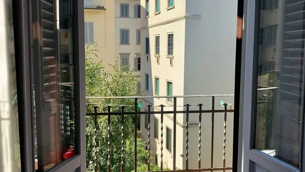 Rõdu - Elegant 2-Bedroom Apartment in Florence