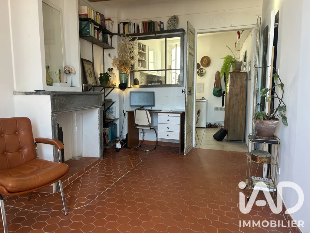Séjour - Appartement 1 Pièce avec Vue Mer au Cœur Médiéval d'Hyères
