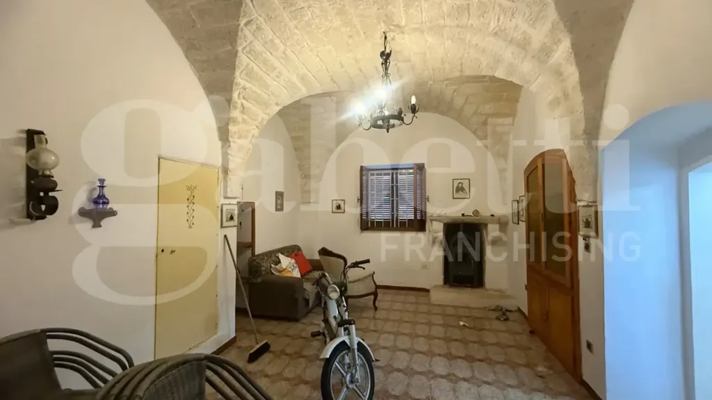 Séjour - Rustic Villa to Renovate near Ostuni
