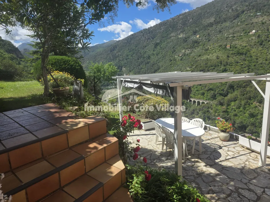 Terrasse - Villa avec Vue Montagne à Breil-sur-Roya