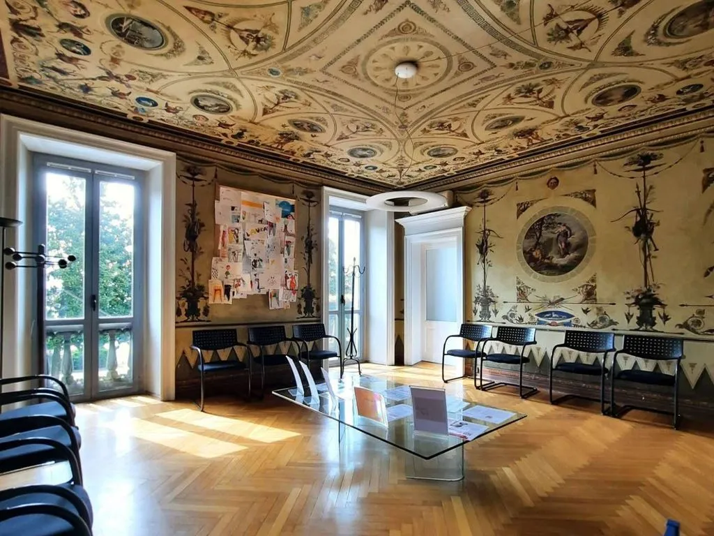 Living Room - Lakefront Apartment in Verbania's Corso Goffredo Mameli