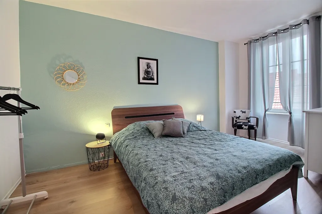 Chambres - Appartement 2 Pièces avec Cuisine Équipée à Barr