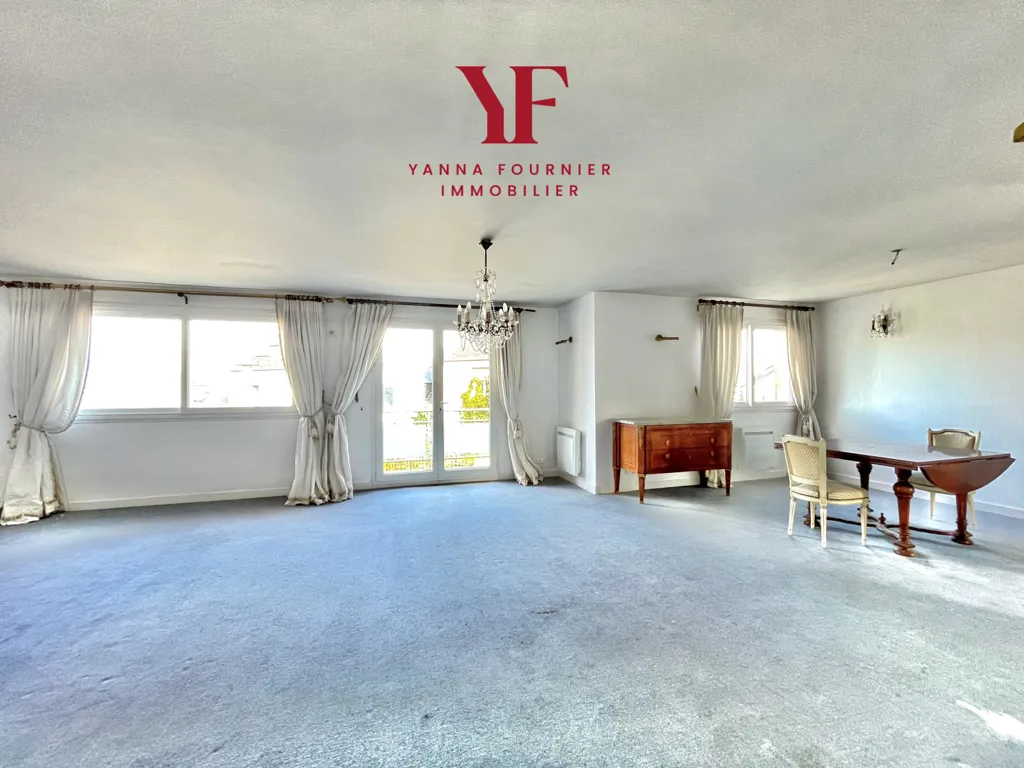 Séjour - Immeuble Rénové avec Local Professionnel et Appartement à Plougastel-Daoulas