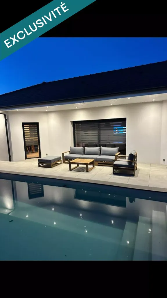 Bassein - Modern House with Pool in Jeuxey