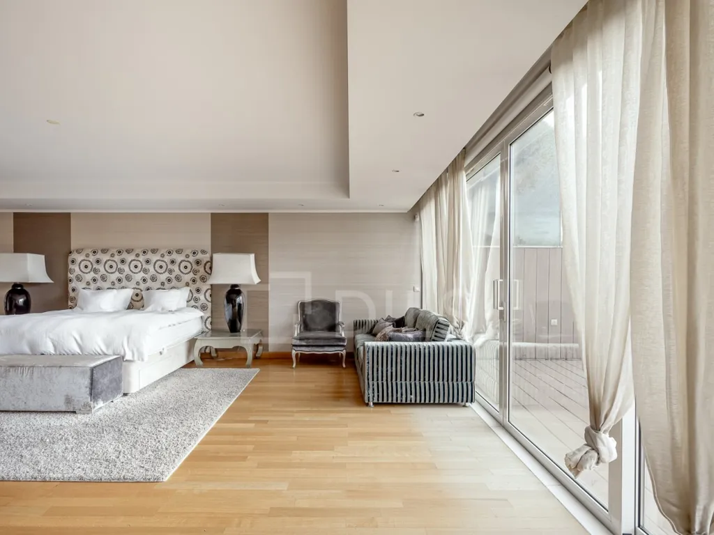 Magamistoad - Duplex Apartment with River View in Algés