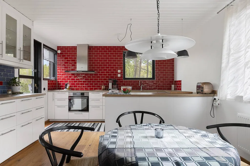 Maison 8 pièces à Örebro kommun