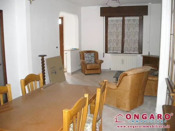 Salle à manger - Semi-detached House with Garden in Copparo Centre