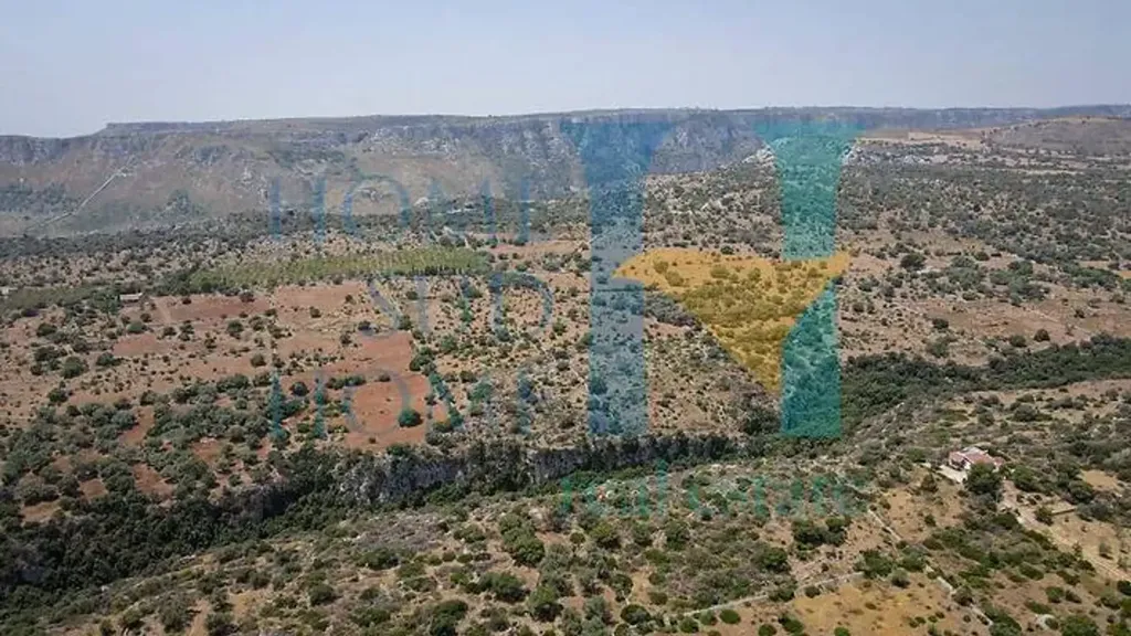 Õhuvaade - Buildable Land with Panoramic Potential in Noto