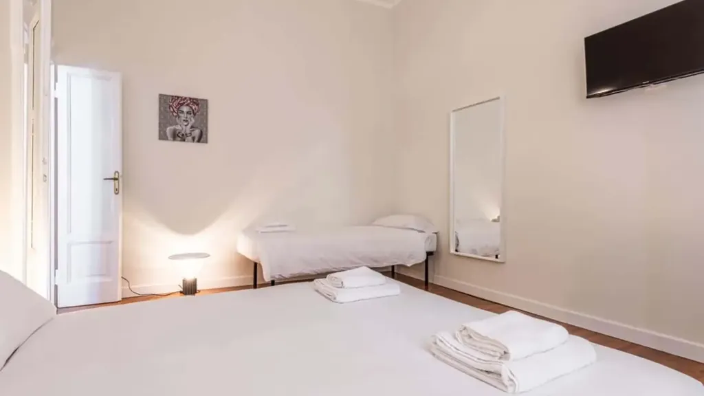 Bedrooms - Fully Furnished Studio in Milan