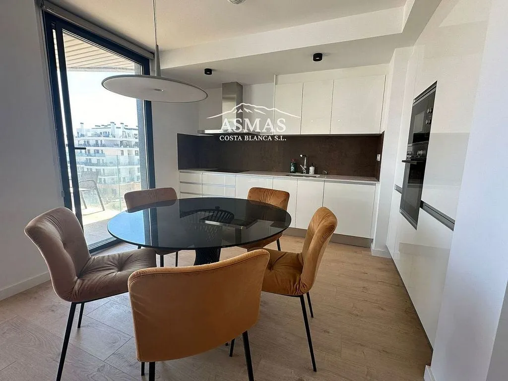 Söögituba - Seafront Apartment with Pool in Villajoyosa