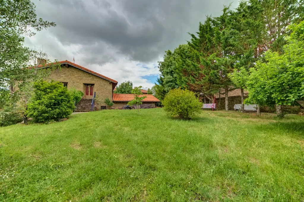 Jardin - Independent Stone House with Garden in Valdorba