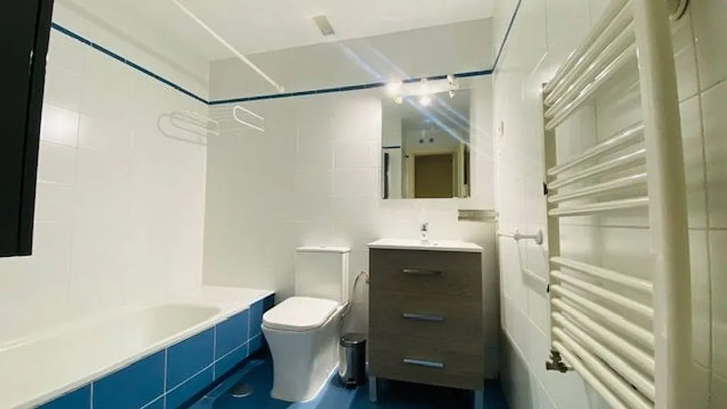 Salles de bain - Duplex with Pool in Urbanisation, Menorca Street