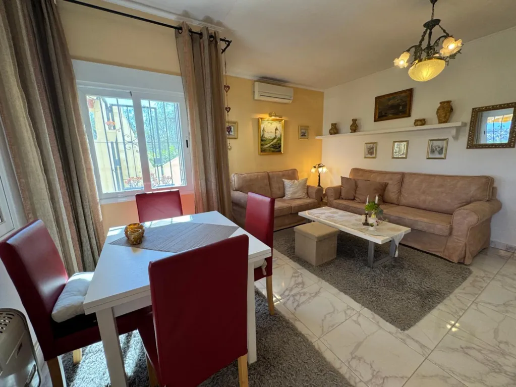 Salle à manger - Apartment with Sea Views and Pool in Teulada