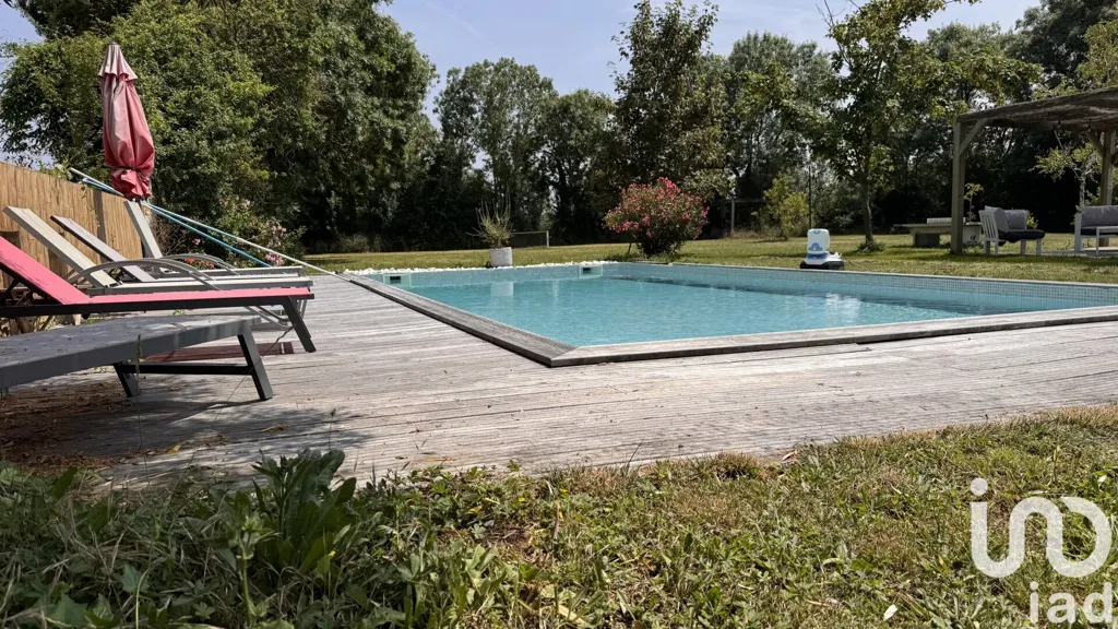 Bassein - Luxury Villa with Lagoon in Anais