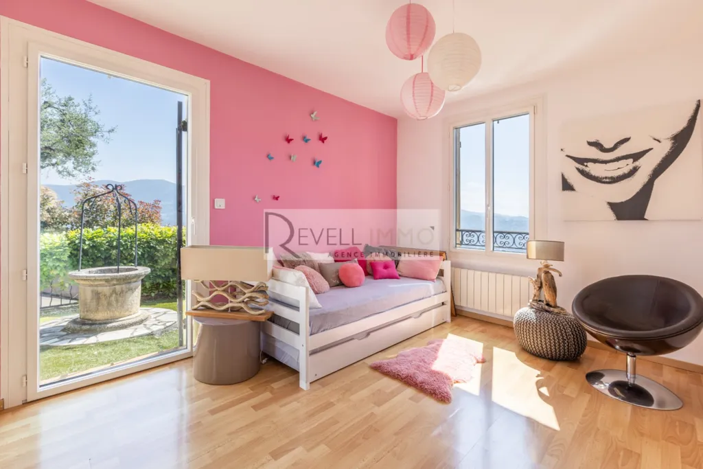 Chambres - Maison de Maître avec Piscine et Vue Panoramique à Antibes