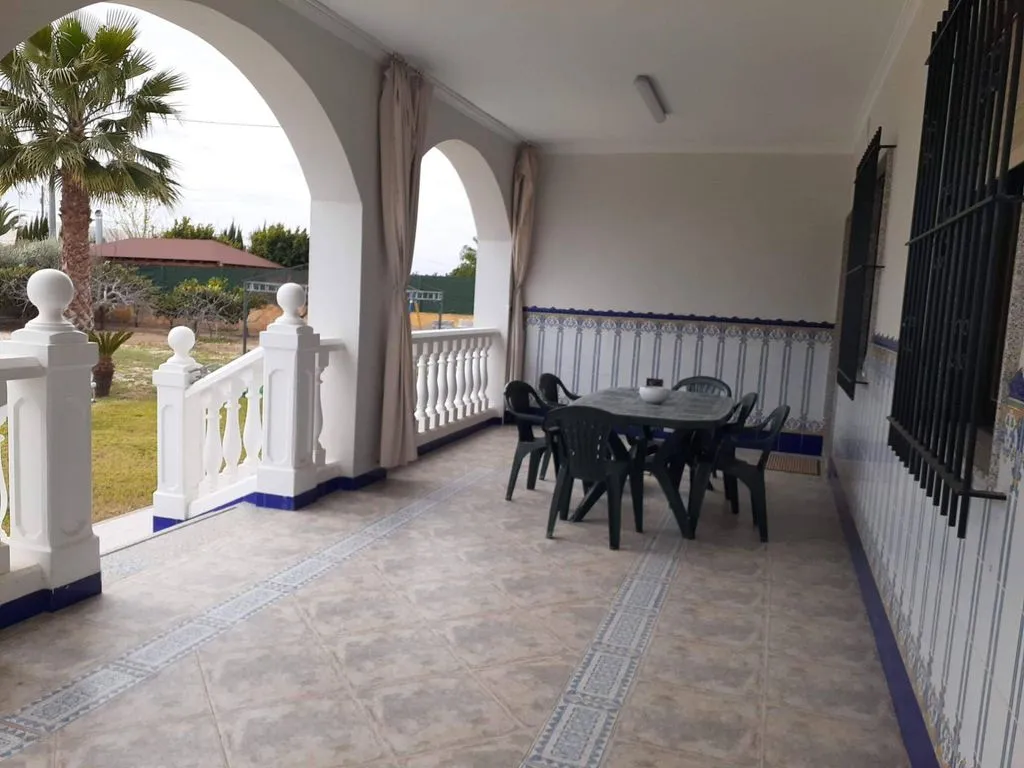 Terrass - Detached House with Pool in Elche