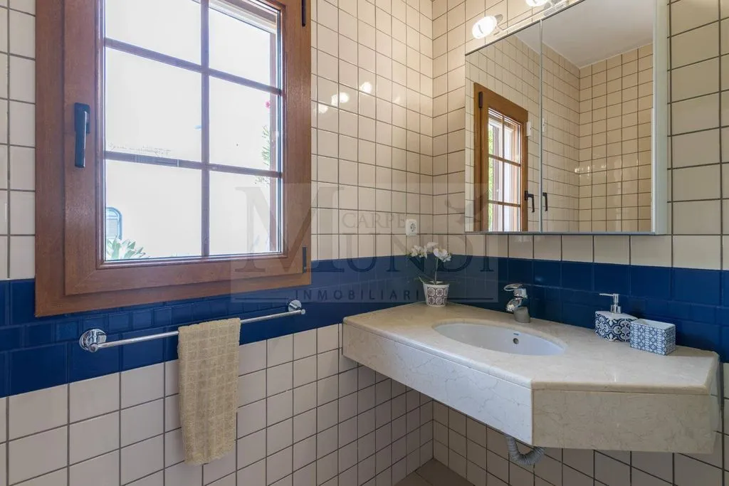 Vannitoad - Renovated Villa with Rooftop Terrace in Corralejo