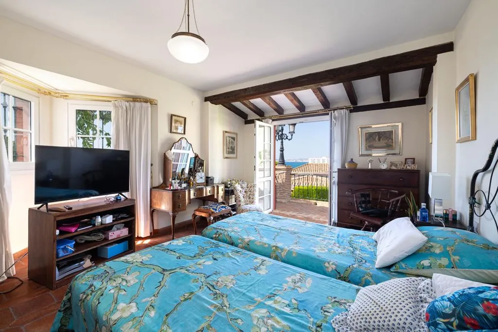 Chambres - Exclusive Villa with Private Pool in Torrequebrada