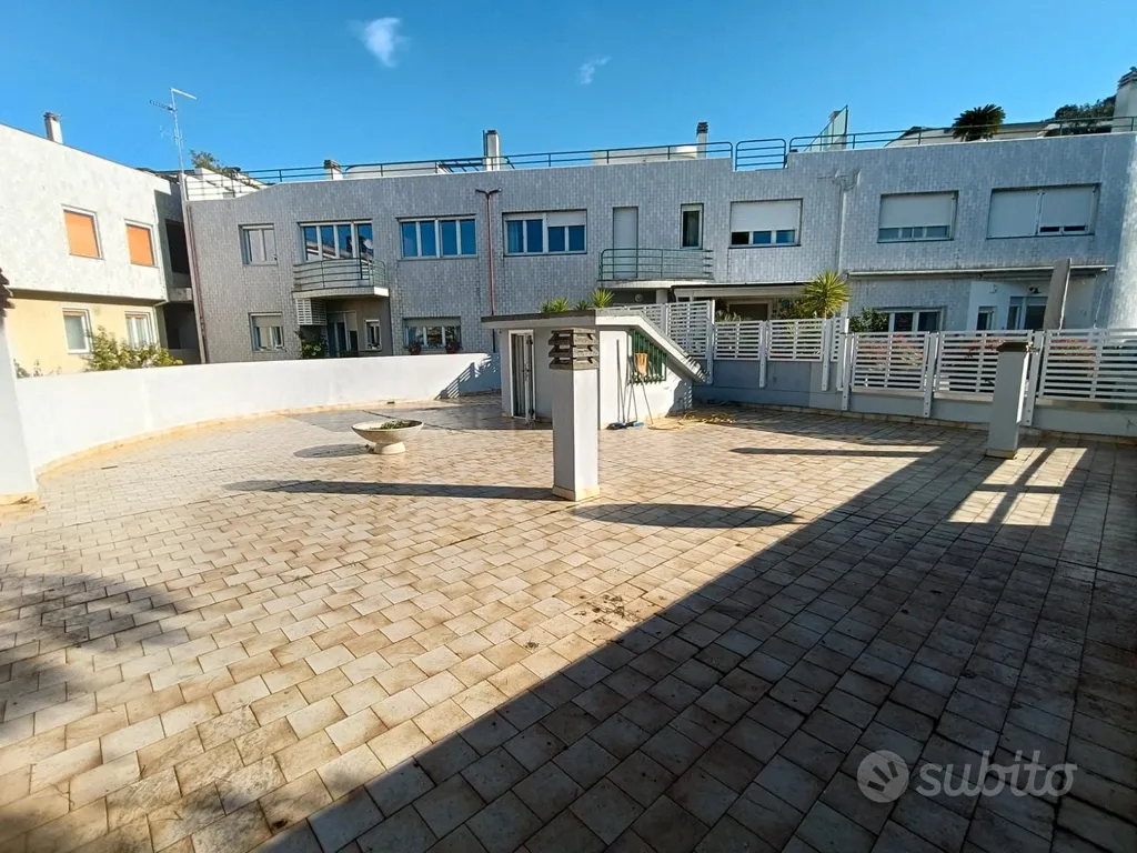 6-room house in IT