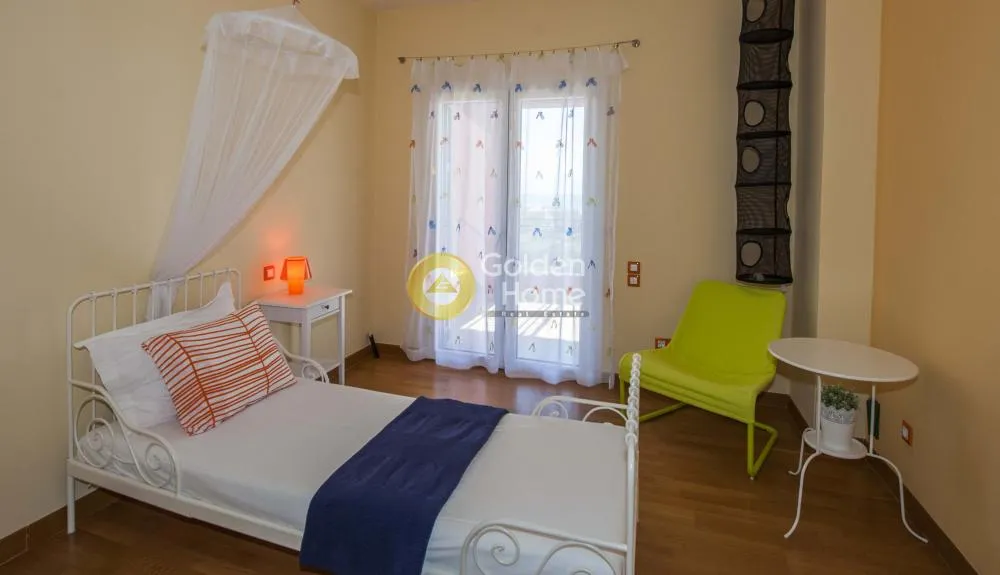 8-room house in GR